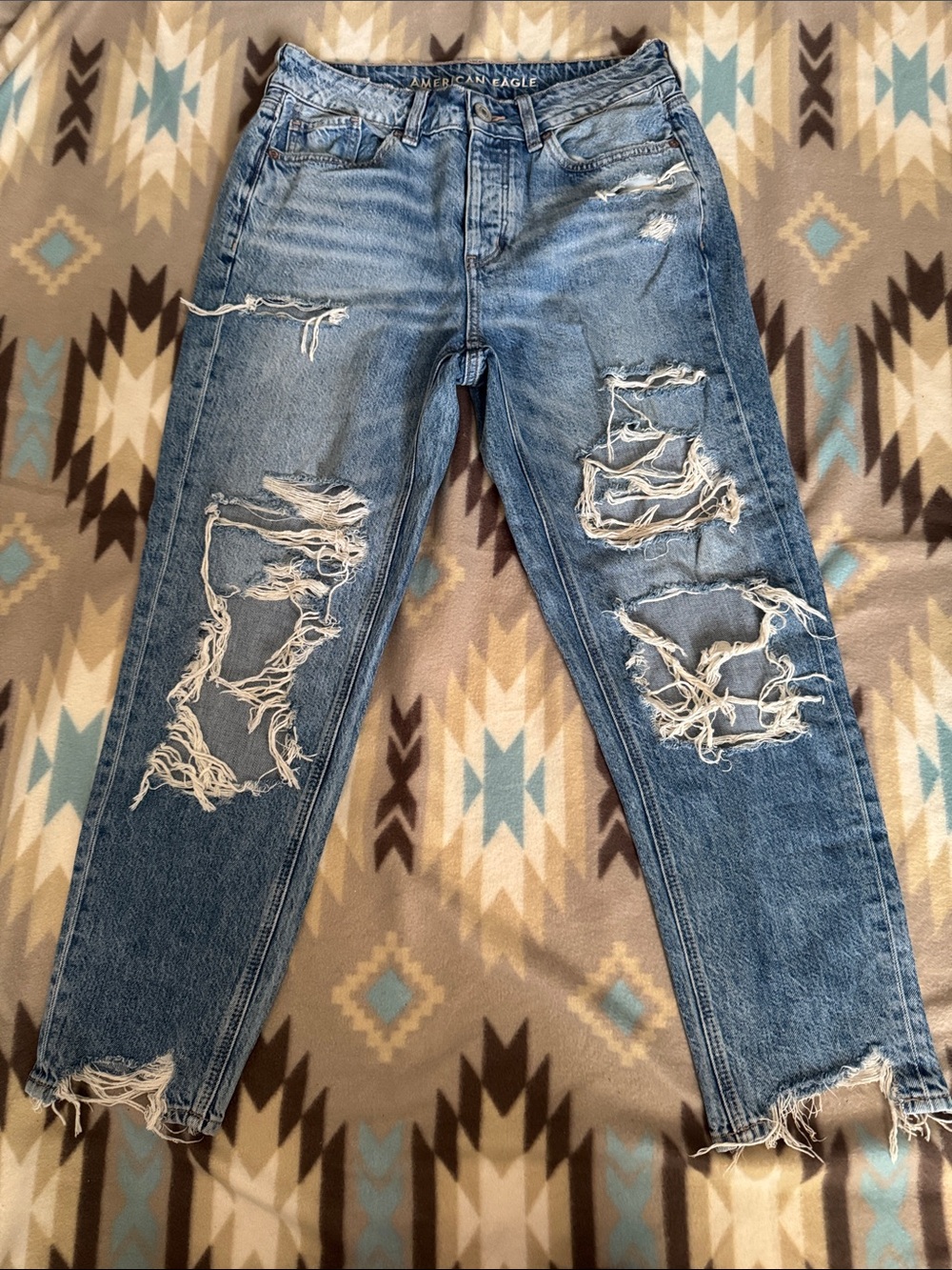 American Eagle Outfitters Light Blue Distressed Slim Straight Jeans